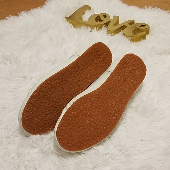 RELISTED IN CLOSET!!!!!! - Picture 14 of 14